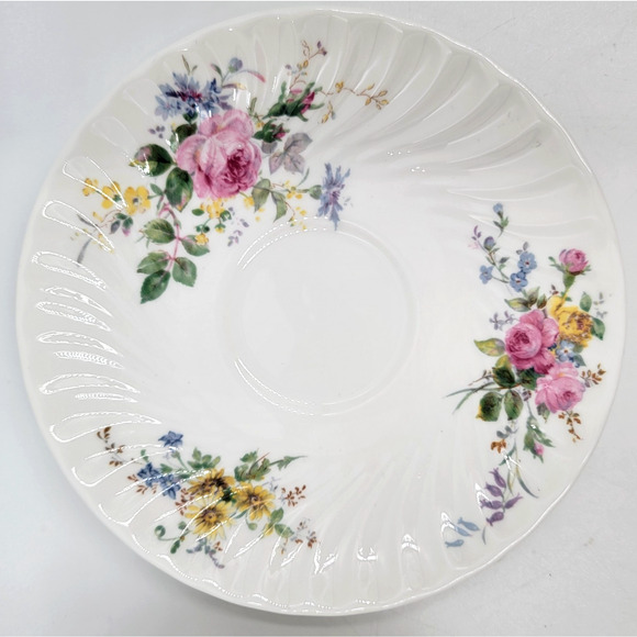 Royal Doulton Arcadia H4802 Cup & Saucer Set Floral Bone China England - Picture 7 of 8